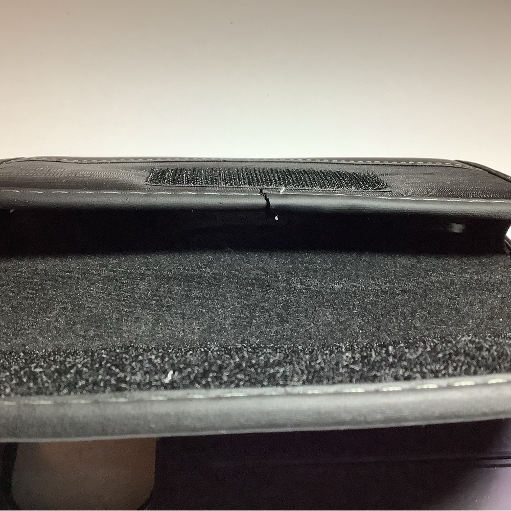 Phone case - Picture 4 of 4
